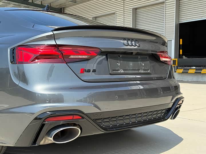 Фото 19 - Audi RS 5