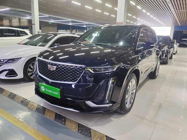 Фото 2 - Cadillac XT6