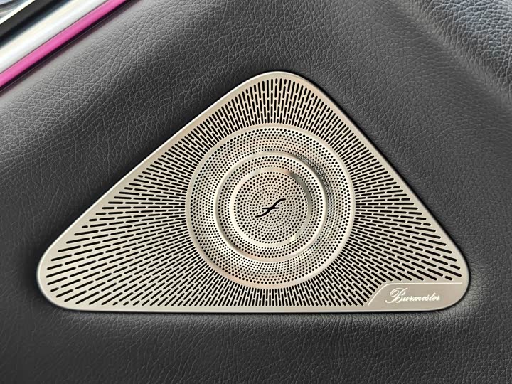 Фото 10 - Mercedes-Benz S-Class