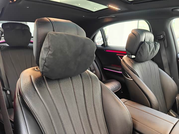 Фото 20 - Mercedes-Benz S-Class