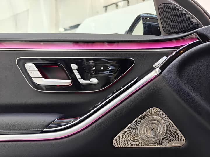 Фото 9 - Mercedes-Benz S-Class