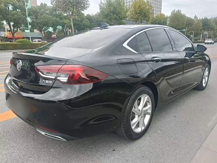 Фото 14 - Buick Regal