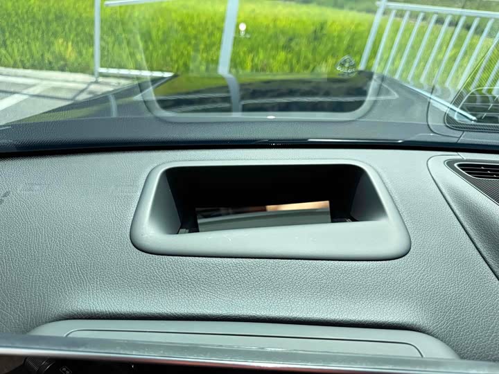 Фото 16 - Mercedes-Benz Maybach S-Class