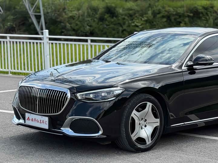 Фото 23 - Mercedes-Benz Maybach S-Class