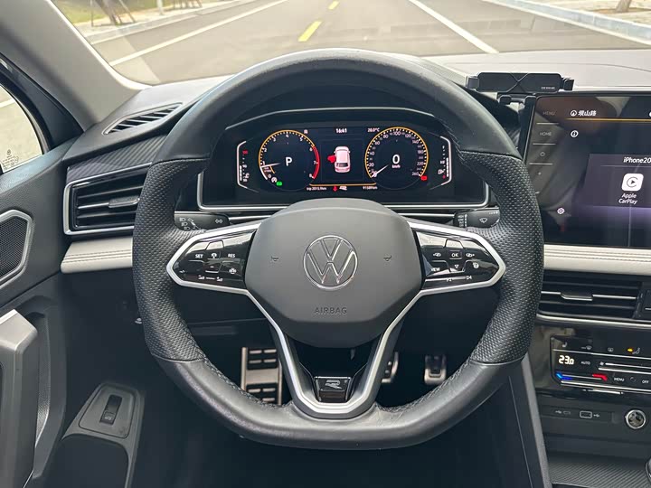 Фото 14 - Volkswagen Tiguan L Pro