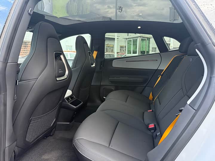 Фото 4 - Polestar 4