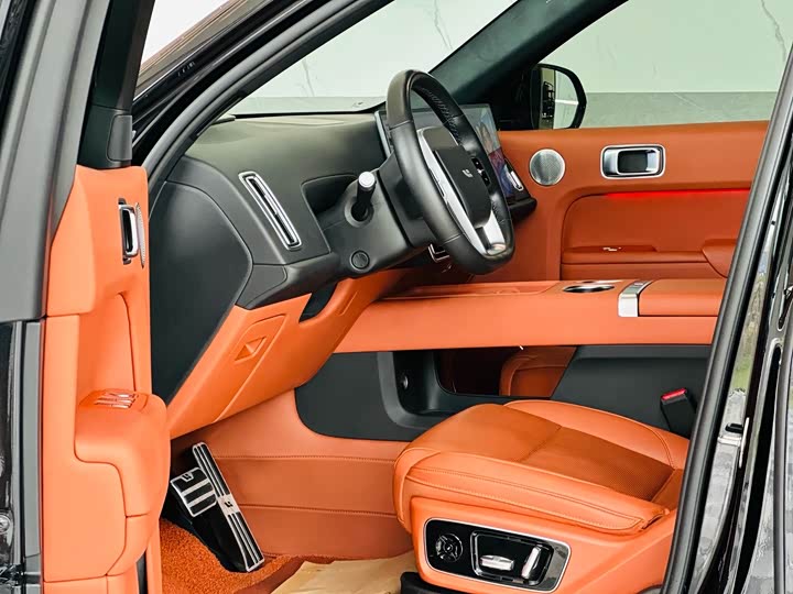 Фото 10 - LiXiang L7