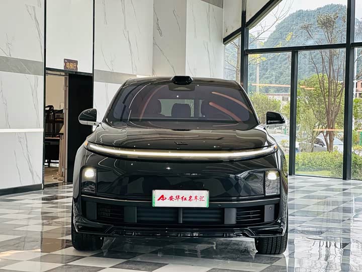 Фото 2 - LiXiang L7