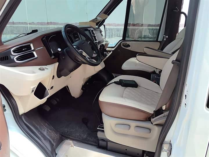 Фото 15 - Ford Transit New