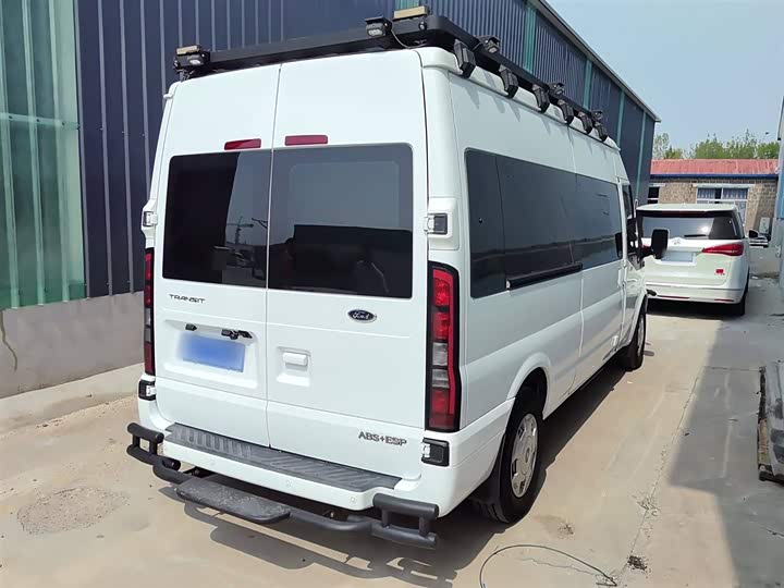 Фото 7 - Ford Transit New