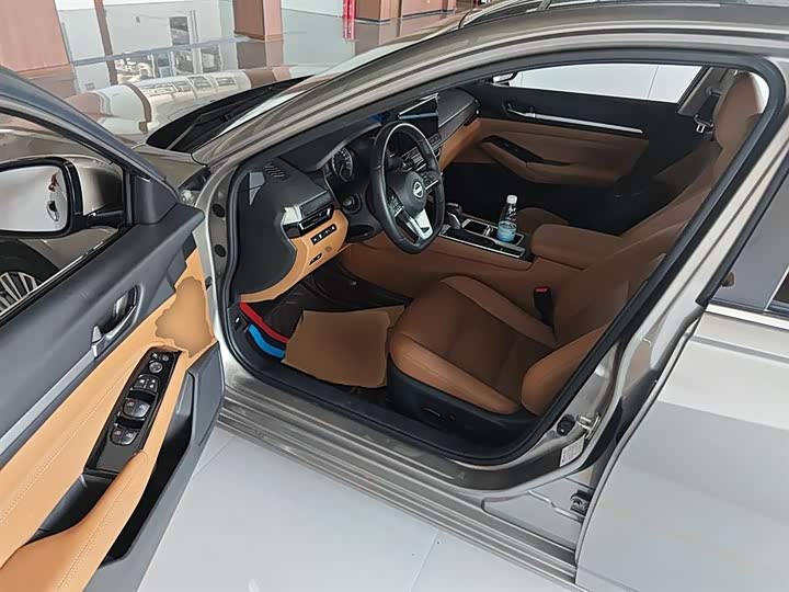 Фото 14 - Nissan Teana