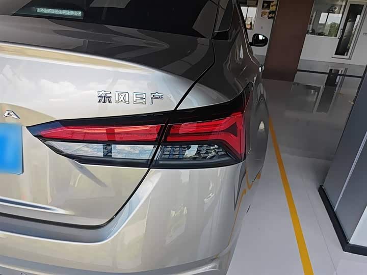 Фото 29 - Nissan Teana