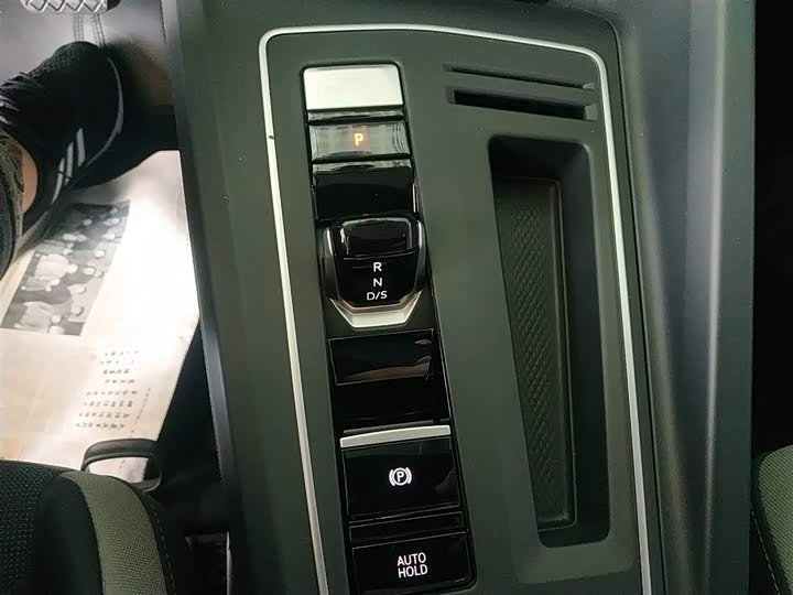 Фото 13 - Volkswagen Golf