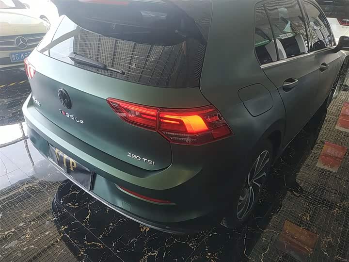 Фото 7 - Volkswagen Golf