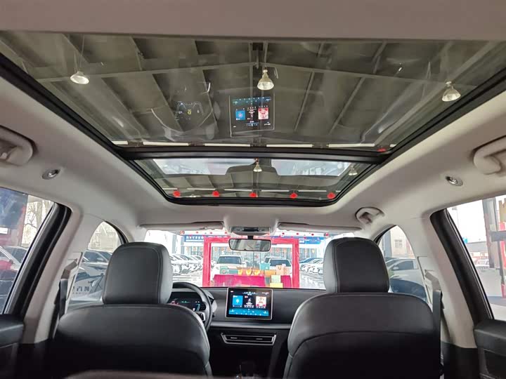 Фото 15 - BYD Song Pro