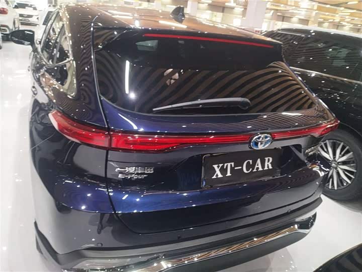 Фото 5 - Toyota Harrier