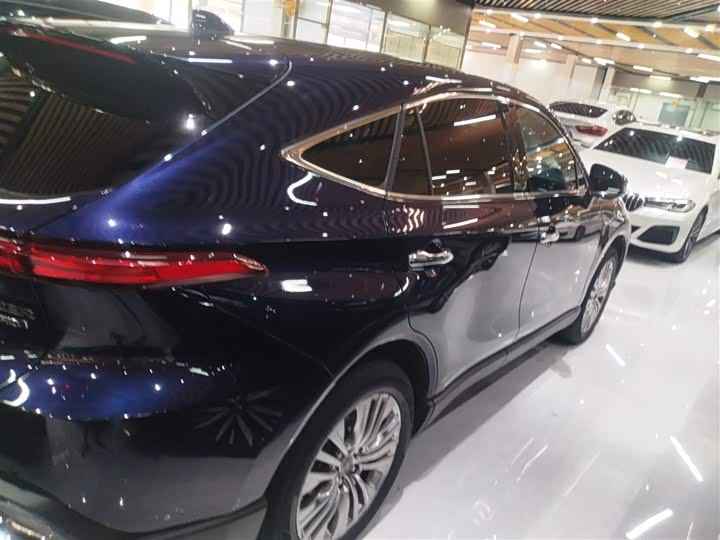 Фото 6 - Toyota Harrier