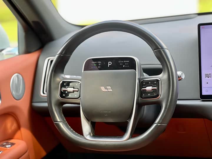 Фото 15 - LiXiang L6