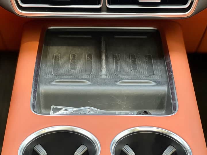 Фото 17 - LiXiang L6