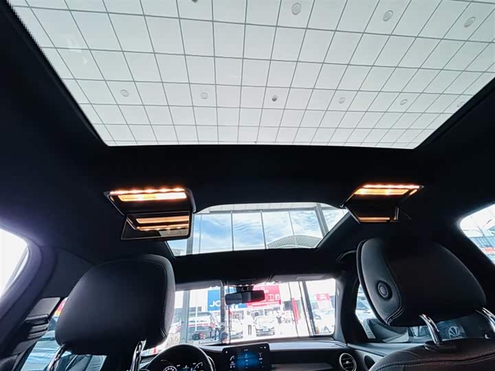 Фото 14 - Mercedes-Benz GLC-Class