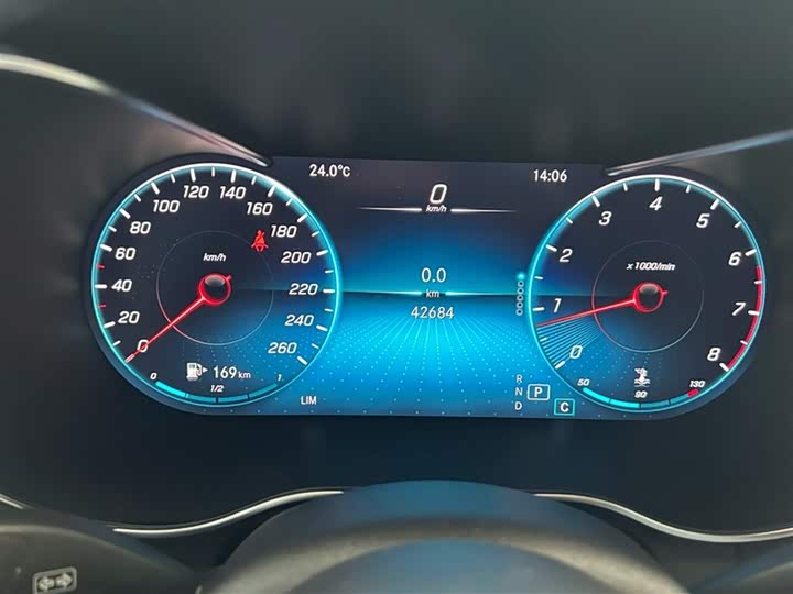 Фото 4 - Mercedes-Benz GLC-Class