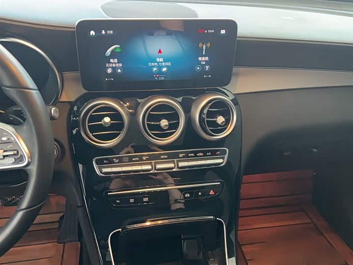 Фото 5 - Mercedes-Benz GLC-Class