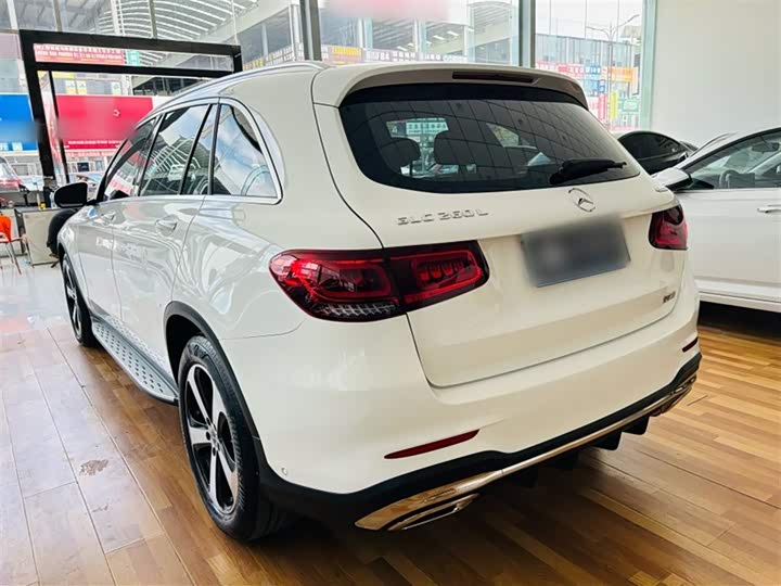 Фото 8 - Mercedes-Benz GLC-Class