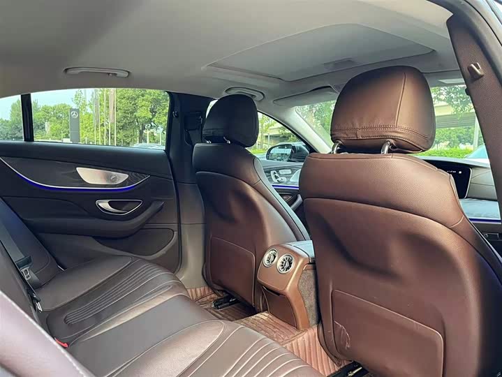 Фото 12 - Mercedes-Benz CLS-Class