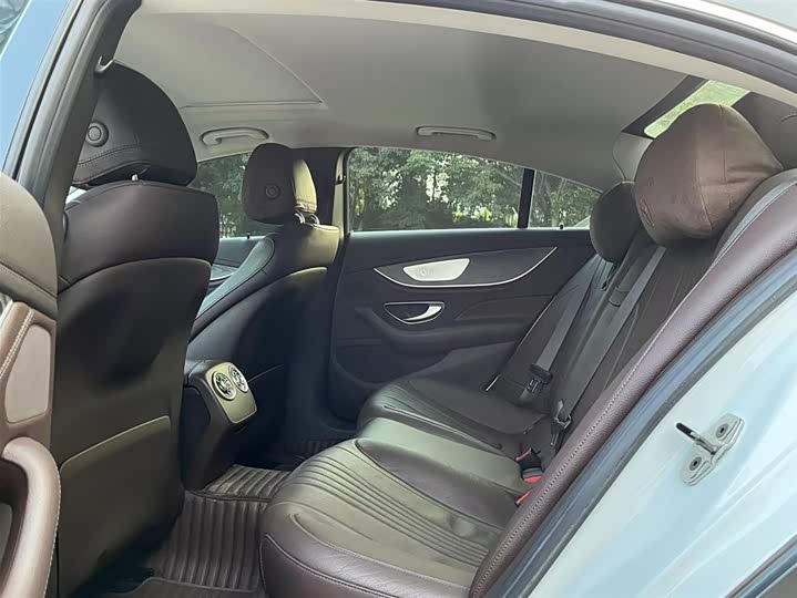 Фото 13 - Mercedes-Benz CLS-Class