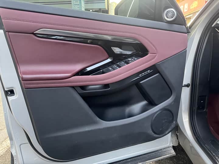 Фото 6 - Land Rover Range Rover Evoque L