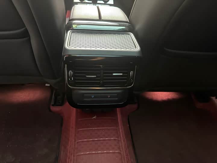 Фото 8 - Land Rover Range Rover Evoque L