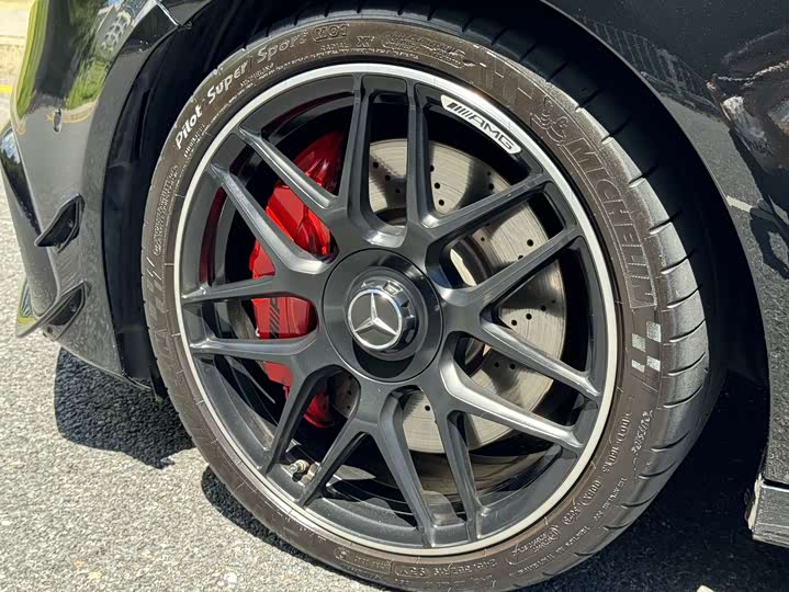 Фото 10 - Mercedes-Benz A-Class AMG