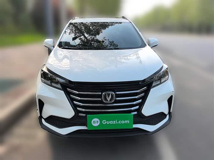 Фото 26 - Changan CS15