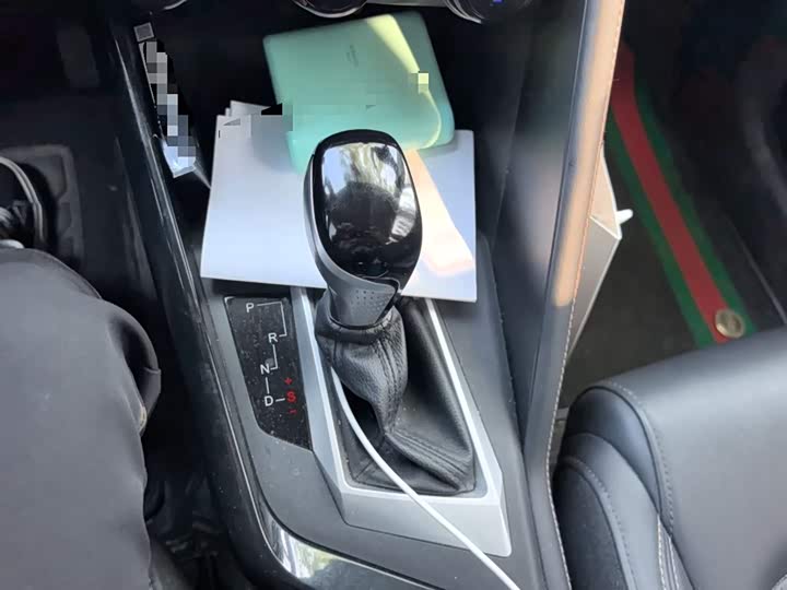 Фото 32 - Changan CS15