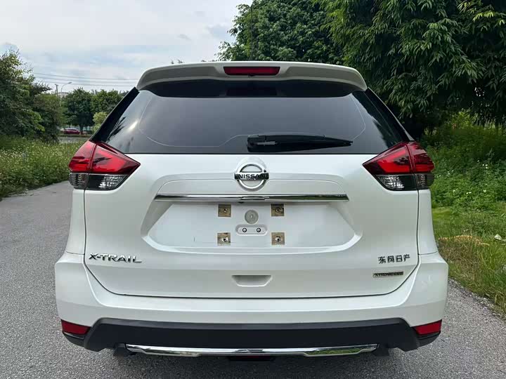 Фото 8 - Nissan X-Trail