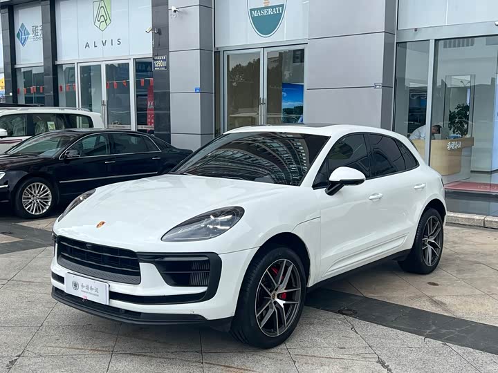 Фото 1 - Porsche Macan