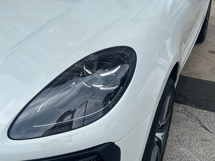 Фото 11 - Porsche Macan