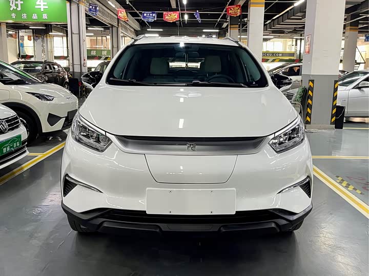 Фото 2 - BYD Yuan Pro