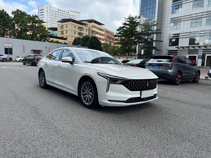 Фото 3 - Bestune B70