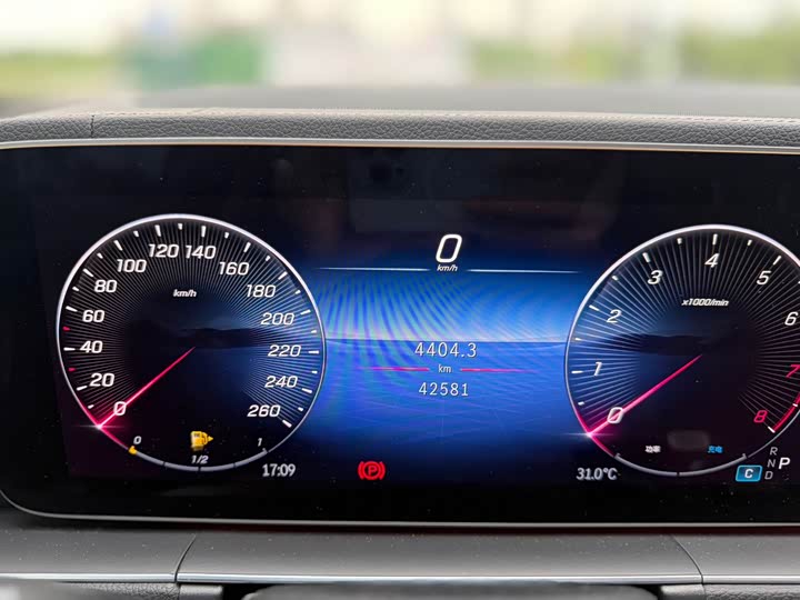 Фото 10 - Mercedes-Benz GLE-Class