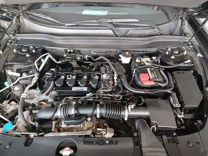 Фото 20 - Honda Accord