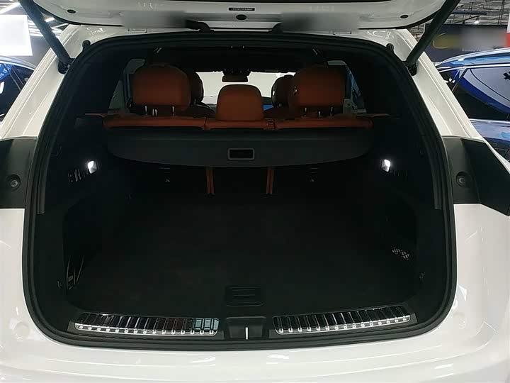 Фото 10 - LiXiang L7