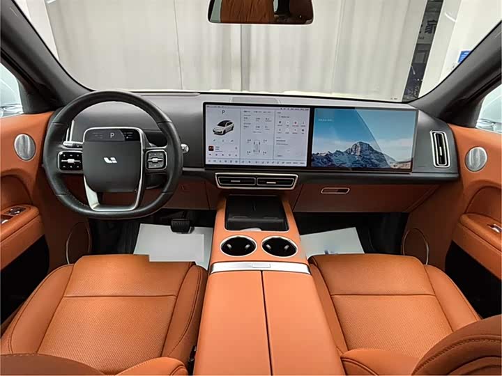 Фото 18 - LiXiang L7