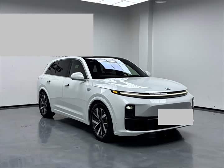 Фото 28 - LiXiang L7