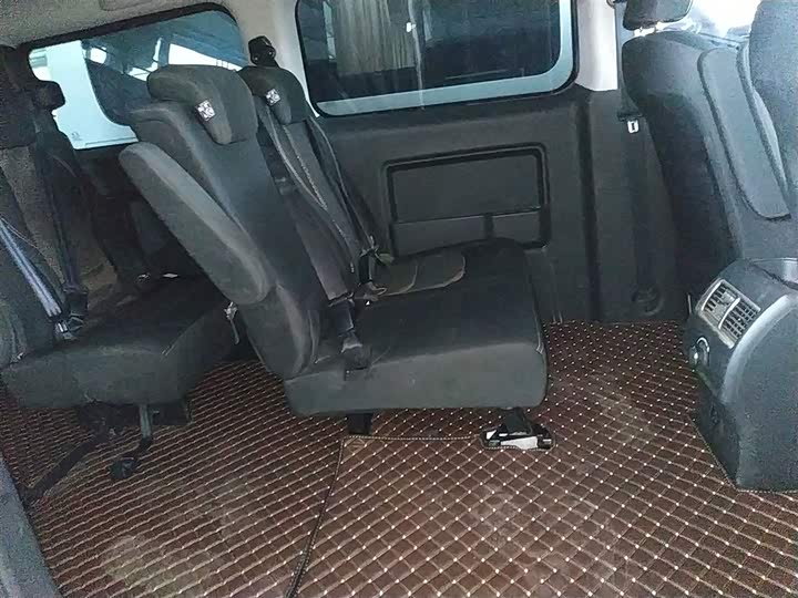 Фото 16 - JAC Refine M3