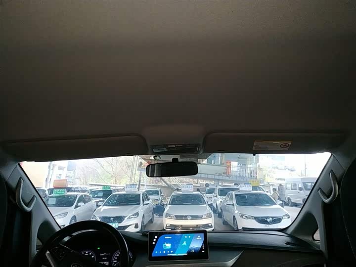 Фото 17 - JAC Refine M3