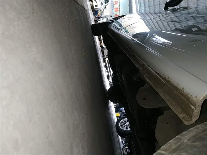 Фото 21 - JAC Refine M3