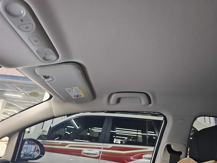 Фото 24 - GAC Aion UT