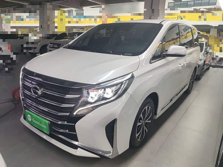 Фото 1 - GAC Trumpchi M8