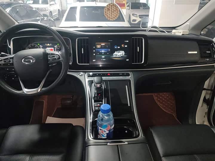 Фото 10 - GAC Trumpchi M8